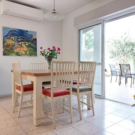Happy Vacation House Zikhron Yaakov Extérieur photo