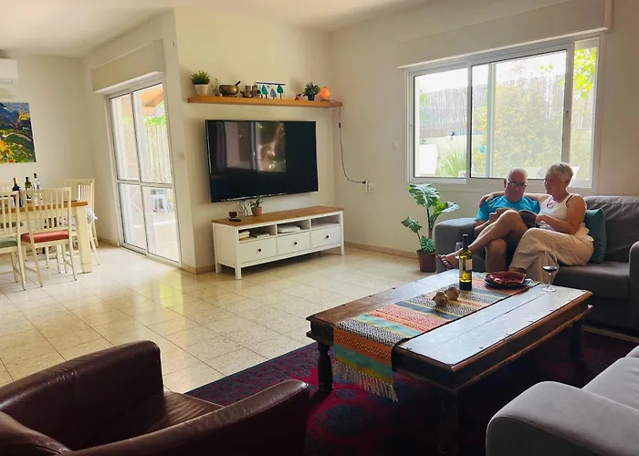 Happy Vacation House